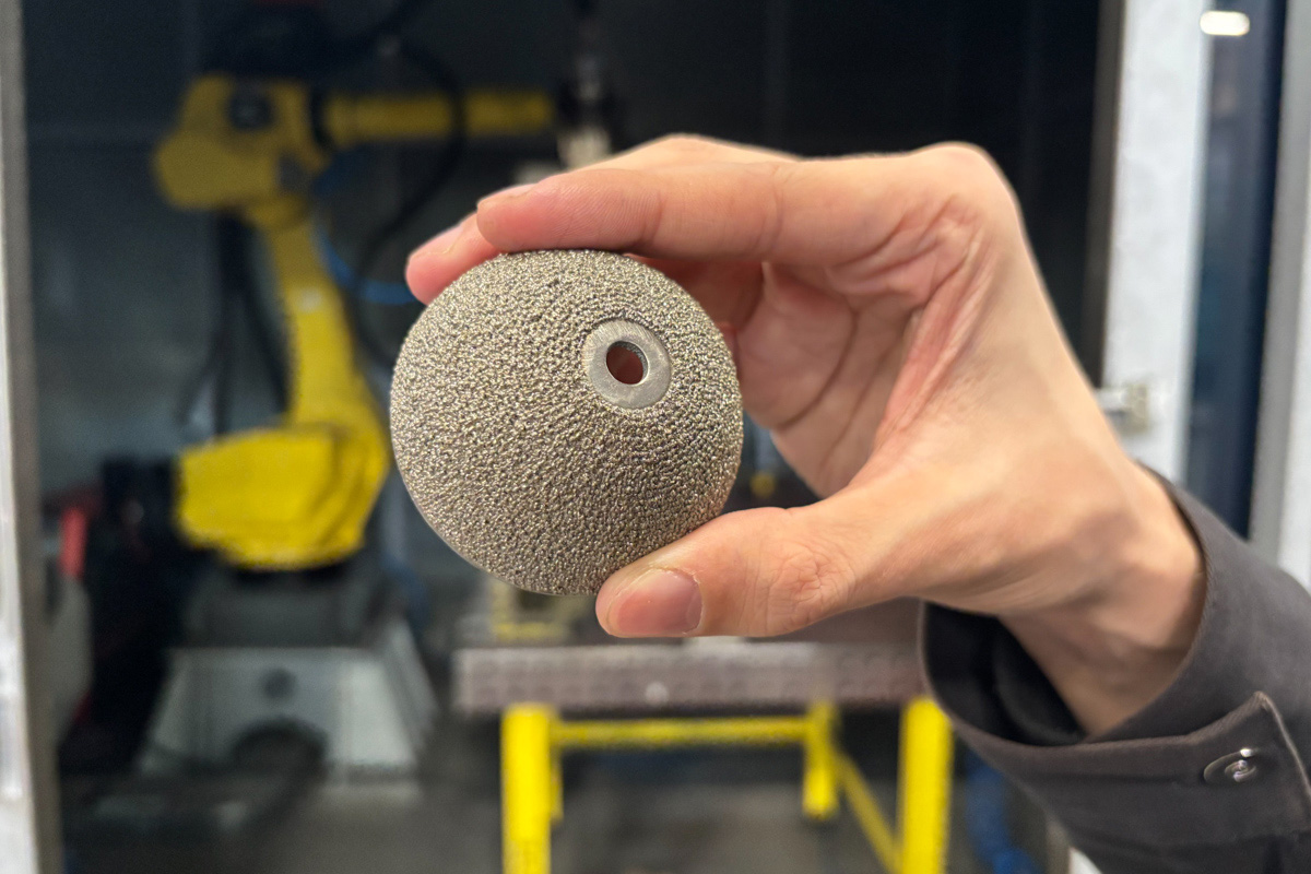 Учёные ИММиТ разработали технологию производства полностью отечественных эндопротезов